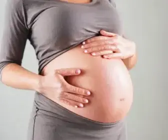 Seios doloridos no início da gravidez: Guia Completo para Mães e Famílias