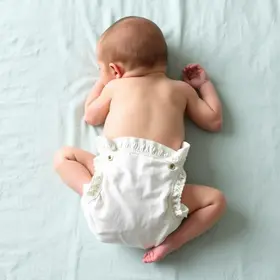 Como trocar fralda do bebê recém-nascido: Passo a Passo Prático